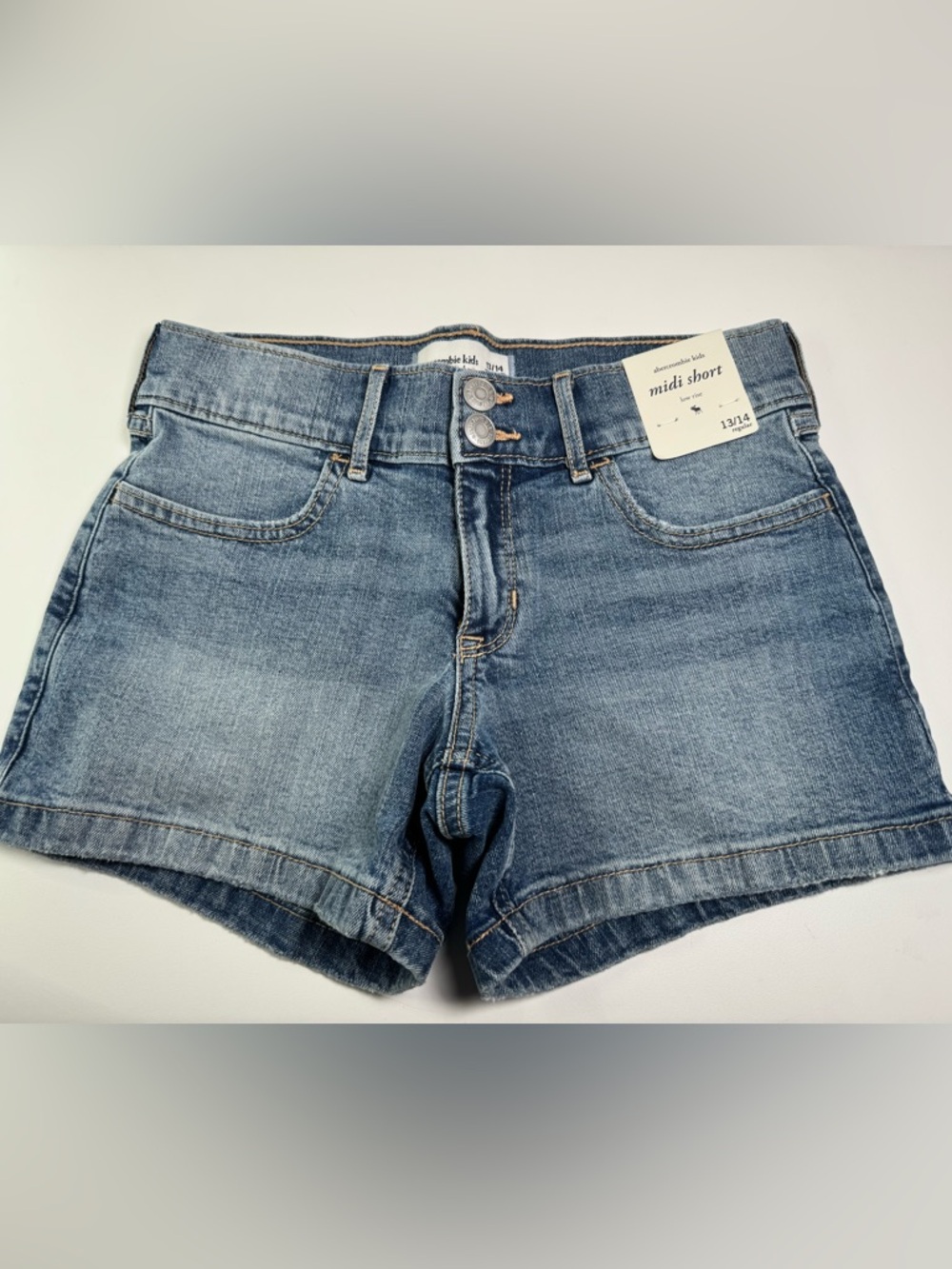 Abercrombie Kids Girls Denim Midi Shorts Size 13/14 NWT Light Wash